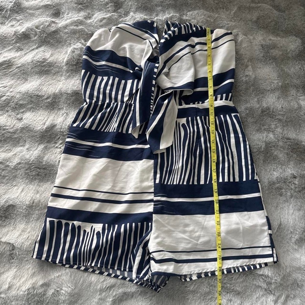 SHEIN Strapless Tie Front Romper Navy Blue White Geometric Stripe Size XL-0522 - Picture 4 of 5